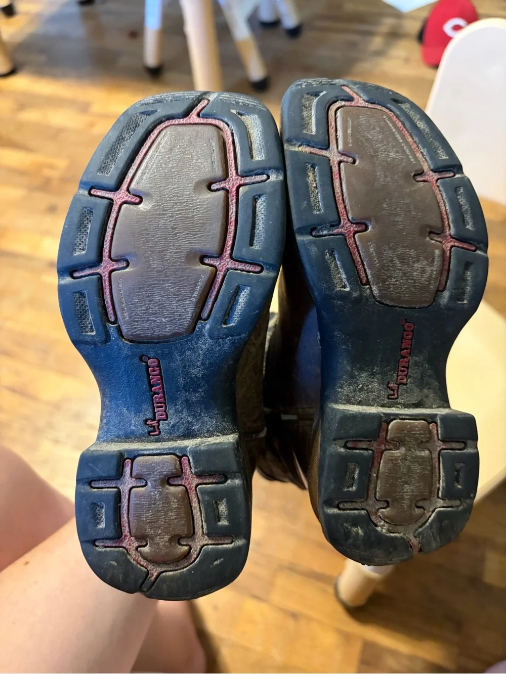 Boys 9.5c Durango Boots